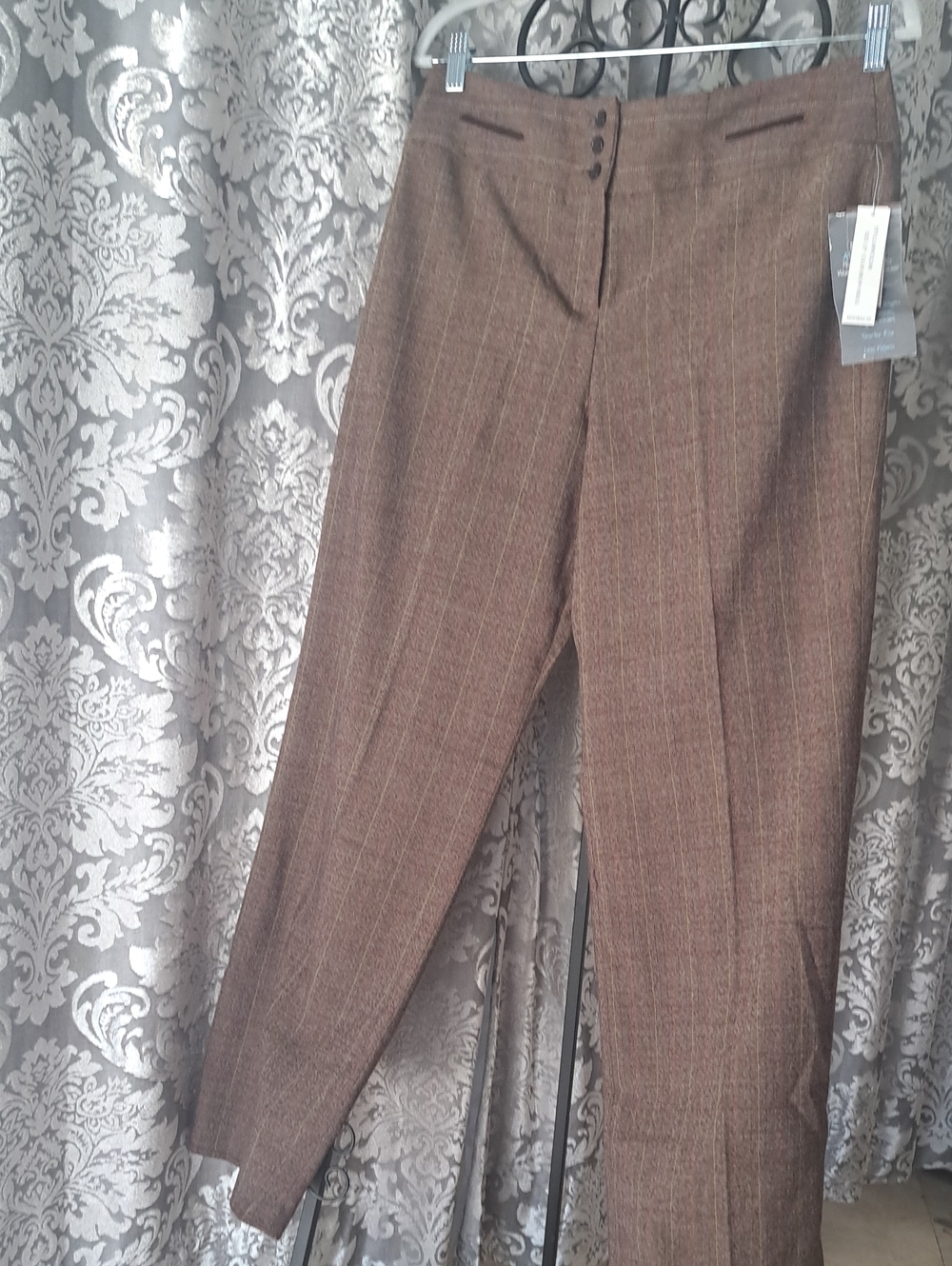Larry Levine Petite Women's Brown Pinstripe Dress Pants